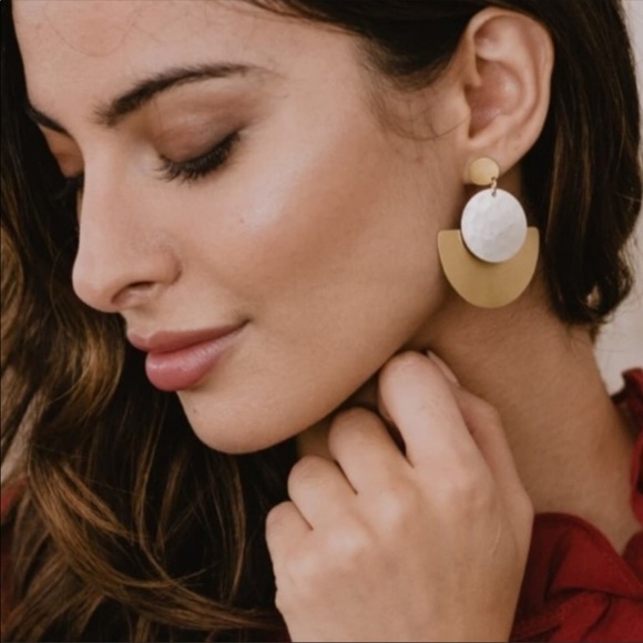 Matr Boomie Causebox Earrings - Picture 2 of 3